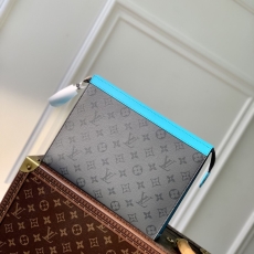 LV Clutch Bags